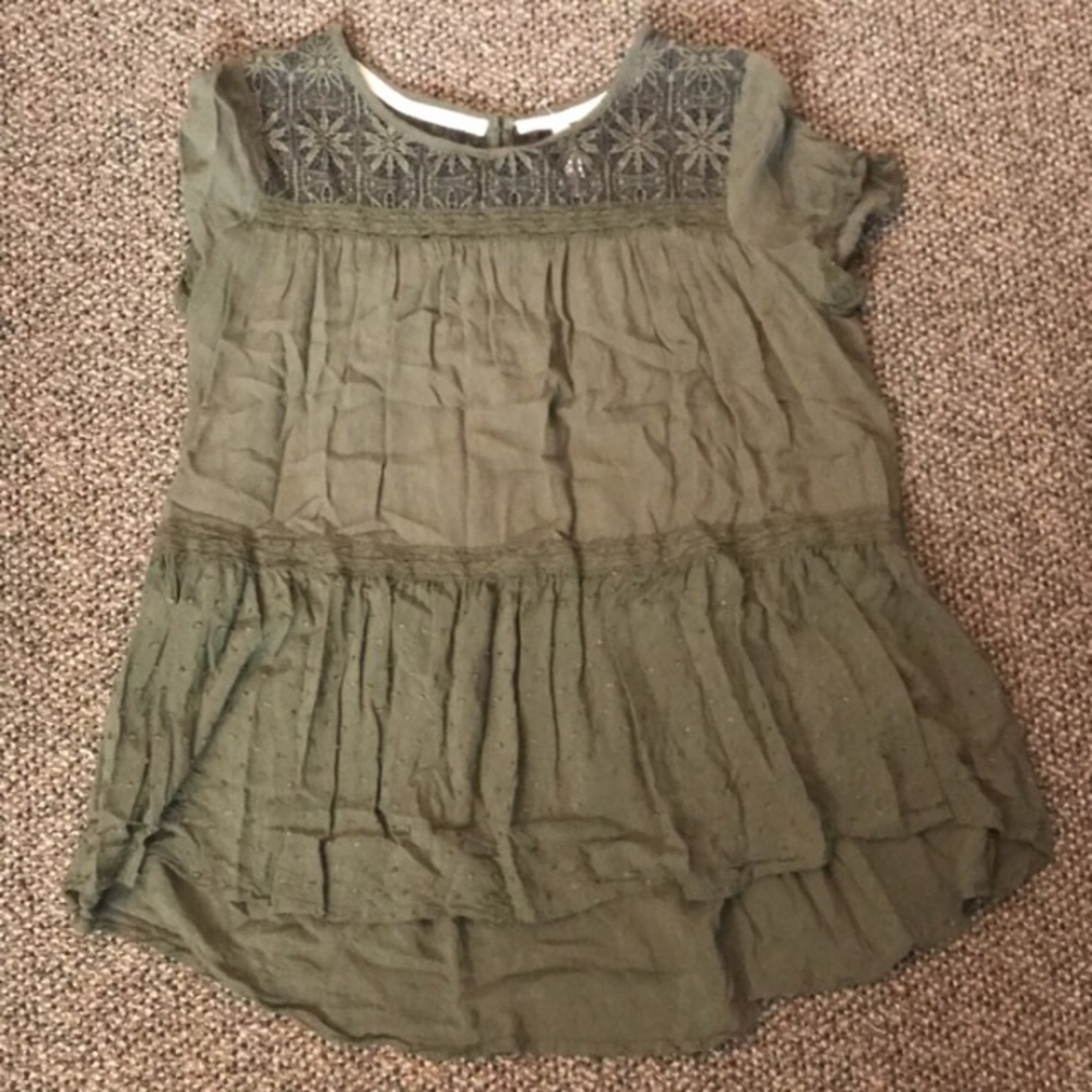 Army green women’s shirt